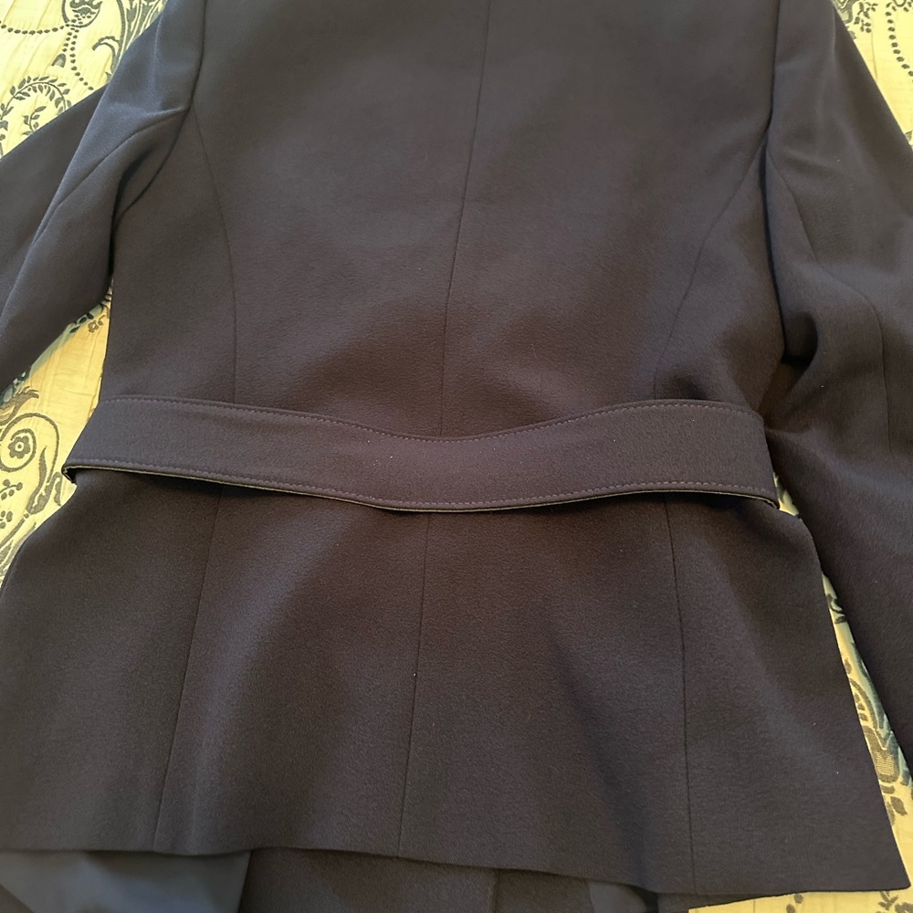 NWT Tahari Women's Dark Navy Belted Pants Suit - Picture 6 of 7